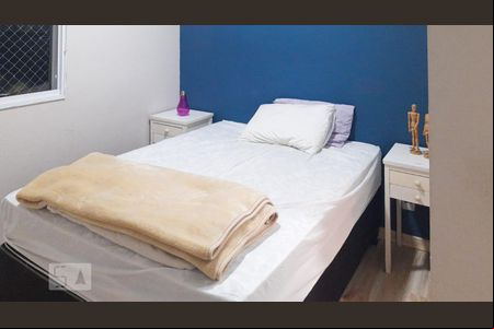 Quarto de apartamento para alugar com 3 quartos, 65m² em Umuarama, Osasco