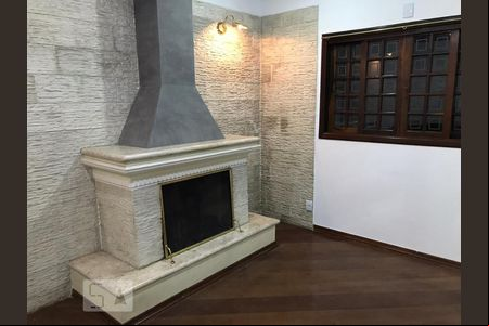 Sala 1 de casa para alugar com 3 quartos, 240m² em Osvaldo Cruz, São Caetano do Sul