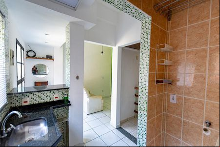Cozinha  de apartamento para alugar com 1 quarto, 24m² em Fátima, Niterói