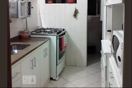 Cozinha de apartamento à venda com 2 quartos, 52m² em Jardim Vergueiro, São Paulo