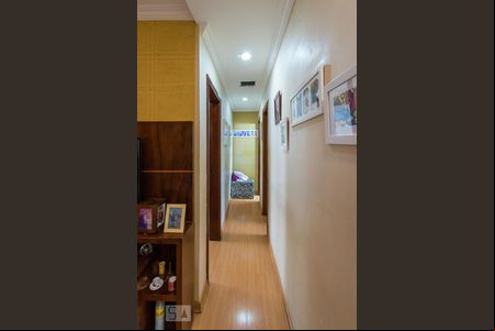 Sala - Corredor de apartamento para alugar com 2 quartos, 68m² em Irajá, Rio de Janeiro