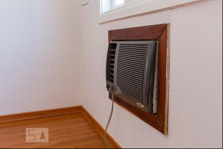 Quarto de apartamento para alugar com 1 quarto, 87m² em Rio Branco, Porto Alegre