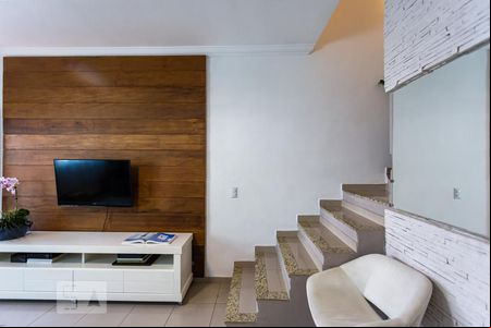 Sala de casa para alugar com 2 quartos, 130m² em Butantã, São Paulo