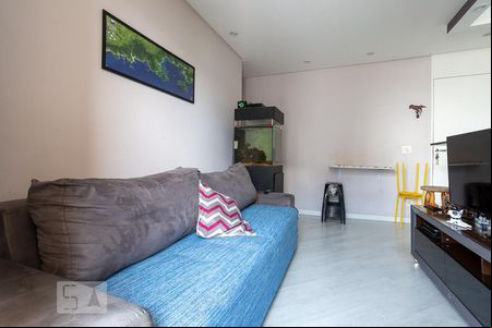 Sala de apartamento para alugar com 2 quartos, 50m² em Jardim Íris, São Paulo