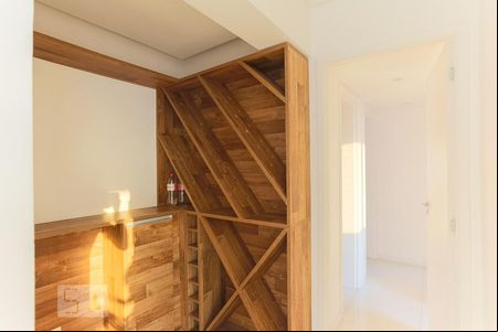 Adega de apartamento para alugar com 3 quartos, 107m² em Vila Lusitânia, São Bernardo do Campo