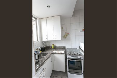 Cozinha de apartamento para alugar com 3 quartos, 76m² em Colégio Batista, Belo Horizonte