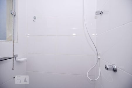 Banheiro de casa de condomínio à venda com 2 quartos, 62m² em Jaqueline, Belo Horizonte