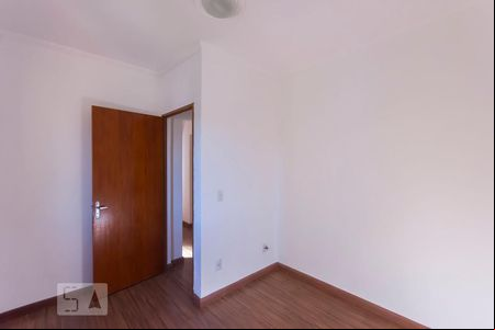 Quarto de apartamento para alugar com 3 quartos, 95m² em Vila Marieta, Campinas