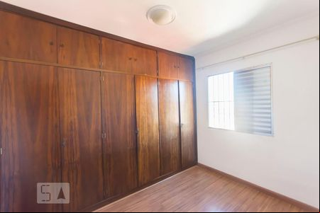 Quarto 02 de apartamento para alugar com 3 quartos, 95m² em Vila Marieta, Campinas