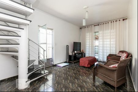 Sala  de casa para alugar com 5 quartos, 235m² em Jardim Nordeste, São Paulo