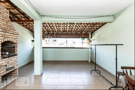 Varanda  de casa para alugar com 5 quartos, 235m² em Jardim Nordeste, São Paulo