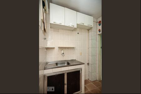 Cozinha  de apartamento para alugar com 1 quarto, 40m² em Quintino Bocaiuva, Rio de Janeiro