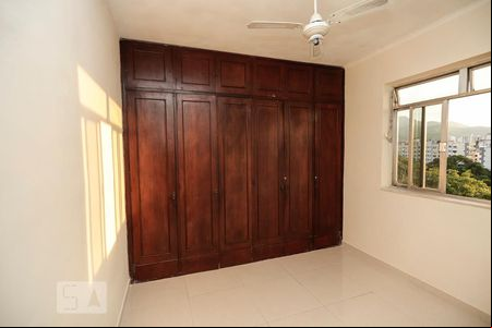 Quarto 1 de apartamento à venda com 2 quartos, 100m² em Del Castilho, Rio de Janeiro