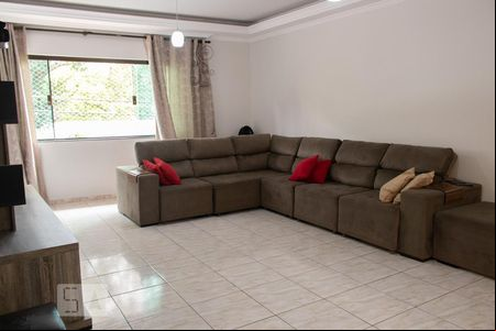 Sala de casa para alugar com 3 quartos, 240m² em Imirim, São Paulo