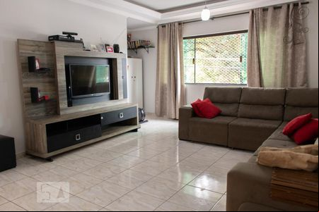 Sala de casa para alugar com 3 quartos, 240m² em Imirim, São Paulo