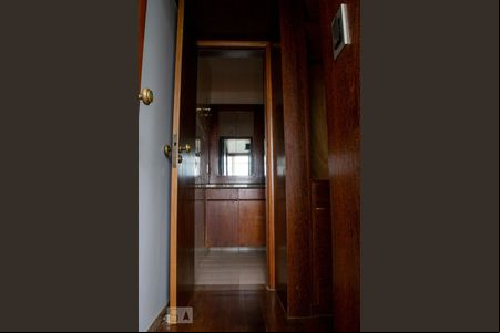 Banheiro da Suíte de apartamento para alugar com 3 quartos, 145m² em Asa Sul, Brasília