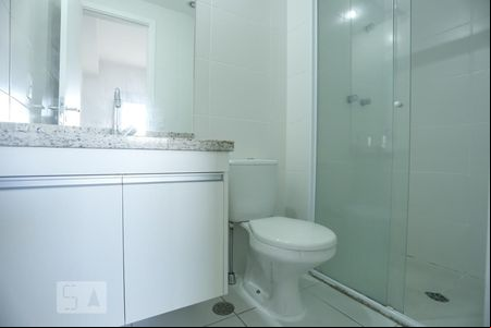 Banheiro de apartamento para alugar com 1 quarto, 40m² em Centro, São Paulo
