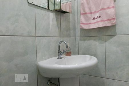 Banheiro da Suíte 1 de casa à venda com 4 quartos, 230m² em Jardim Stella, Santo André