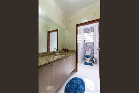 Lavabo de casa para alugar com 3 quartos, 183m² em Vila Domitila, São Paulo