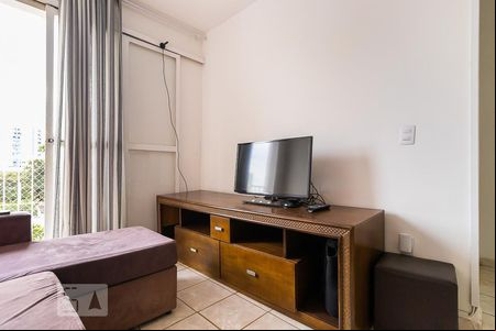 Sala - Televisor de apartamento à venda com 1 quarto, 69m² em Botafogo, Campinas