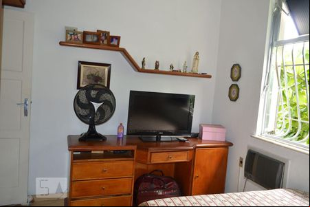 Quarto 1 de apartamento à venda com 2 quartos, 62m² em Icaraí, Niterói
