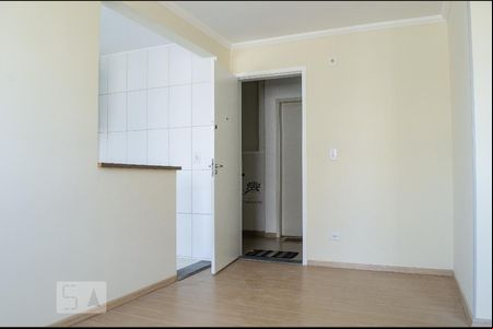 Sala de apartamento para alugar com 2 quartos, 52m² em Xaxim, Curitiba
