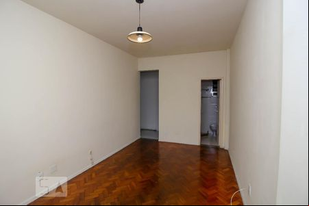 Sala de kitnet/studio à venda com 1 quarto, 27m² em Centro, Rio de Janeiro
