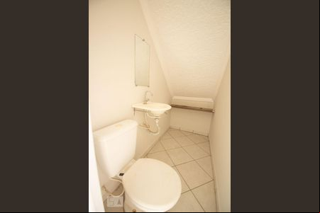 lavabo de casa para alugar com 2 quartos, 70m² em Parque Jambeiro, Campinas