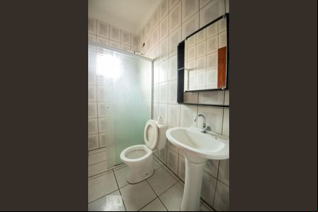 banheiro de casa para alugar com 2 quartos, 70m² em Parque Jambeiro, Campinas
