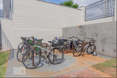 bicicletário de apartamento para alugar com 2 quartos, 47m² em Fundação da Casa Popular, Campinas