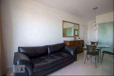 Sala de apartamento para alugar com 3 quartos, 80m² em Jardim Messina, Jundiaí