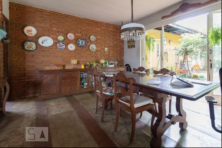 Sala de casa de condomínio à venda com 3 quartos, 270m² em Butantã, São Paulo
