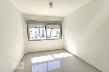 Sala de kitnet/studio à venda com 1 quarto, 30m² em Centro, Novo Hamburgo
