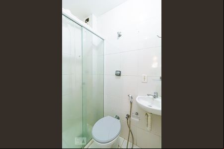 Banheiro Social de apartamento à venda com 2 quartos, 63m² em Tanque, Rio de Janeiro