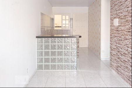Sala de casa à venda com 2 quartos, 65m² em São José, Canoas