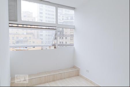 Quarto 1 de apartamento para alugar com 2 quartos, 37m² em Centro Histórico de São Paulo, São Paulo