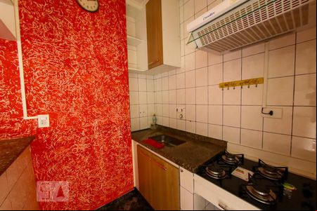 Cozinha de apartamento para alugar com 1 quarto, 37m² em Centro, Guarulhos