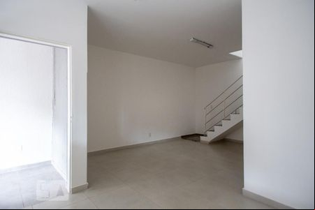 Sala de casa para alugar com 3 quartos, 150m² em Setor Sul, Goiânia
