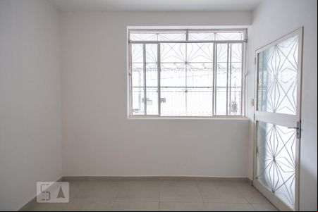Sala de casa para alugar com 3 quartos, 150m² em Setor Sul, Goiânia