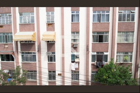 Vista do Quarto 1 de apartamento à venda com 2 quartos, 45m² em Barreto, Niterói