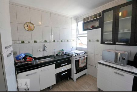Cozinha - Armários de apartamento à venda com 2 quartos, 52m² em Jardim Roberto, Osasco