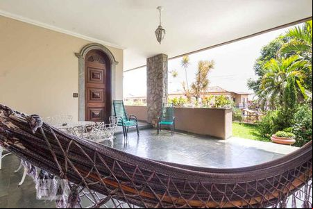 Casa para alugar com 4 quartos, 460m² em Nova Cachoeirinha, Belo Horizonte