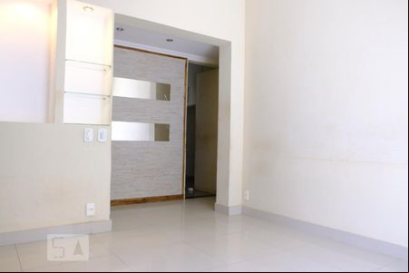 Sala de casa de condomínio para alugar com 3 quartos, 110m² em Freguesia (jacarepaguá), Rio de Janeiro