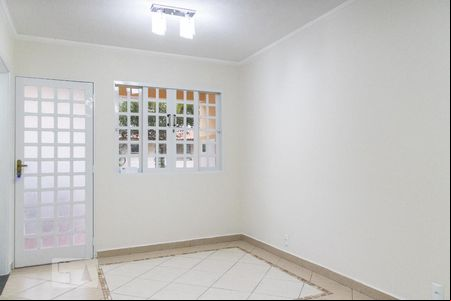 Sala de casa de condomínio para alugar com 3 quartos, 95m² em Vila Metalúrgica, Santo André