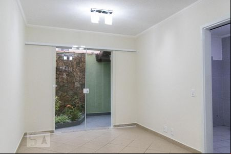 Sala de casa de condomínio para alugar com 3 quartos, 95m² em Vila Metalúrgica, Santo André