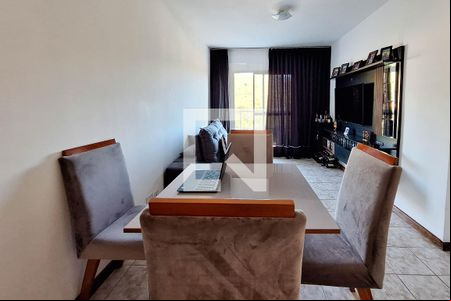 Sala de apartamento à venda com 2 quartos, 76m² em Cantagalo, Niterói