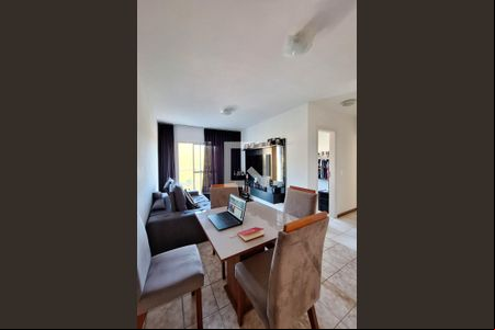Sala de apartamento à venda com 2 quartos, 76m² em Cantagalo, Niterói
