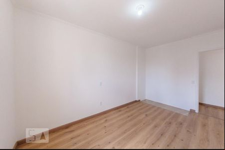 Quarto de apartamento à venda com 1 quarto, 68m² em Bosque, Campinas