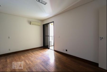Suíte de apartamento para alugar com 2 quartos, 116m² em Jardim Londrina, São Paulo