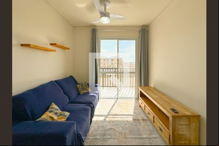 Sala de TV de apartamento para alugar com 2 quartos, 70m² em Ingleses do Rio Vermelho, Florianópolis
